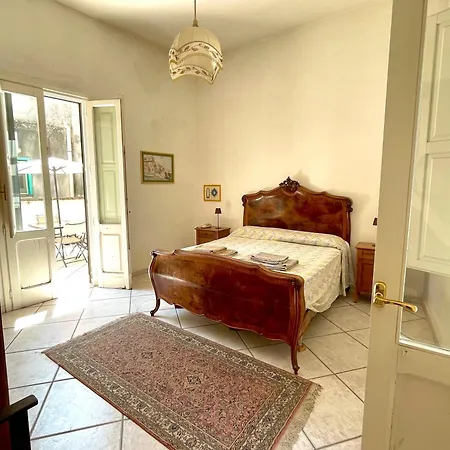 Victoria - Historical Centre * Lecce